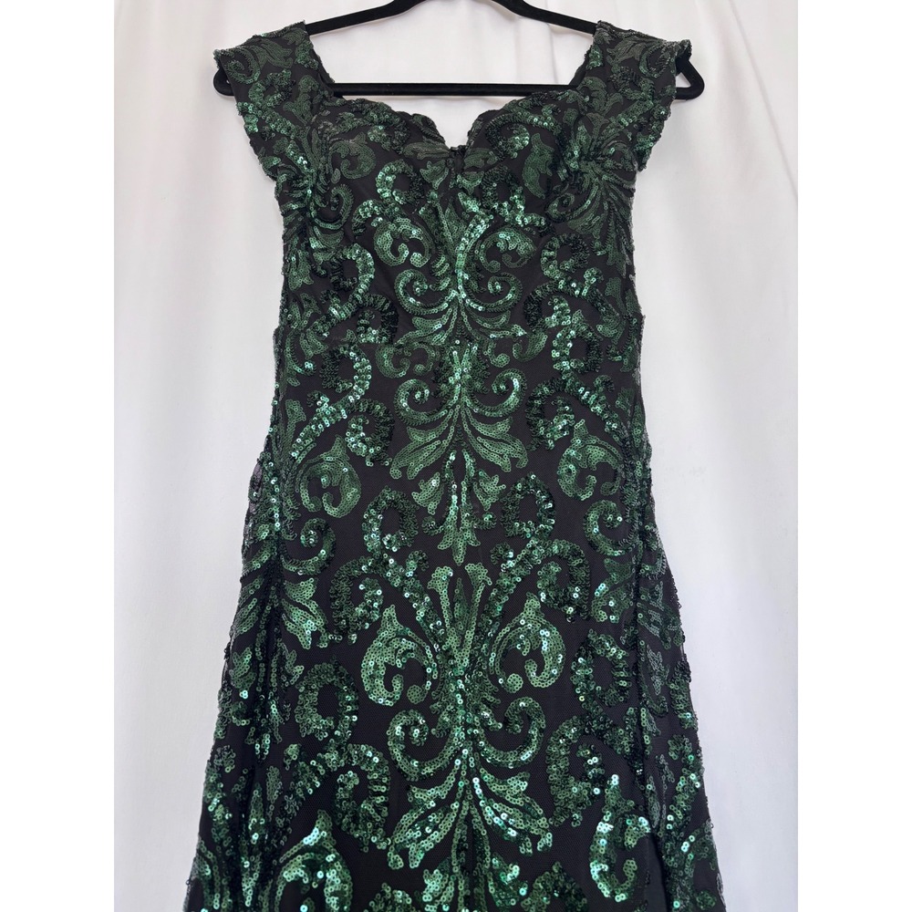Windsor Small Green Sequin Scroll Mermaid Gown Emerald Prom Formal Sweetheart